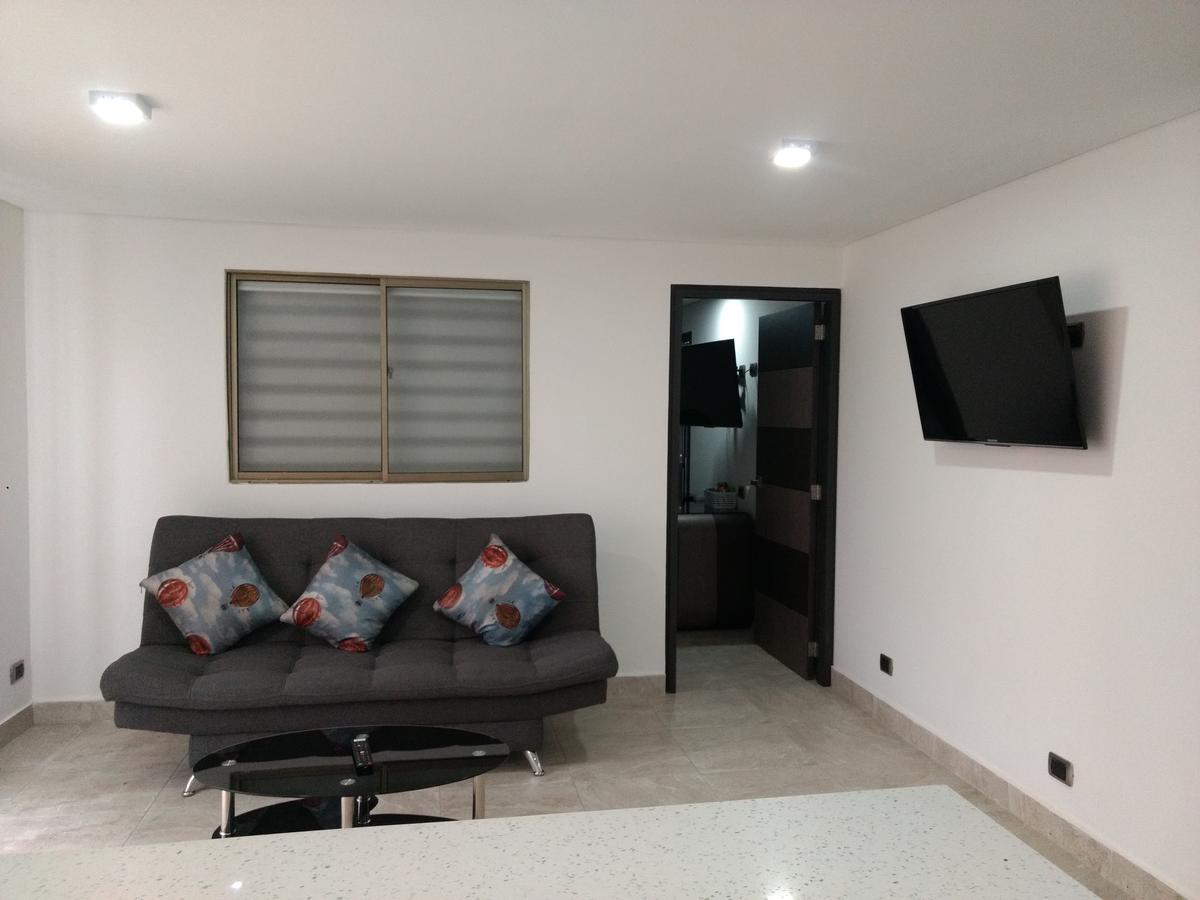 מדיין Hotel Parque 70 מראה חיצוני תמונה