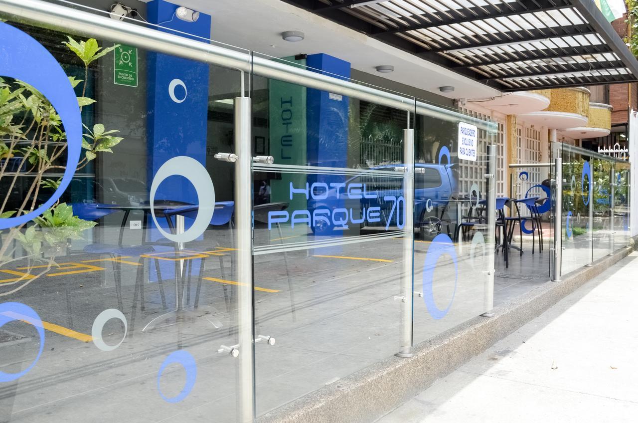 מדיין Hotel Parque 70 מראה חיצוני תמונה