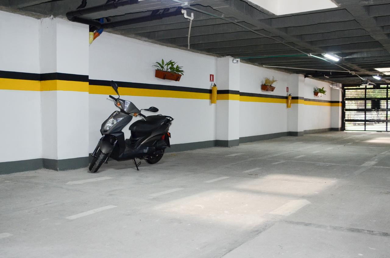 מדיין Hotel Parque 70 מראה חיצוני תמונה