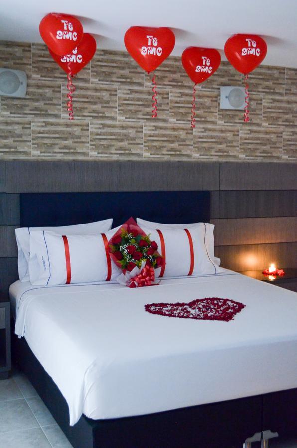 מדיין Hotel Parque 70 מראה חיצוני תמונה