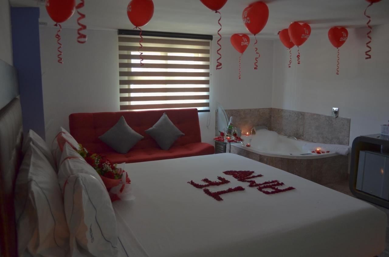 מדיין Hotel Parque 70 מראה חיצוני תמונה