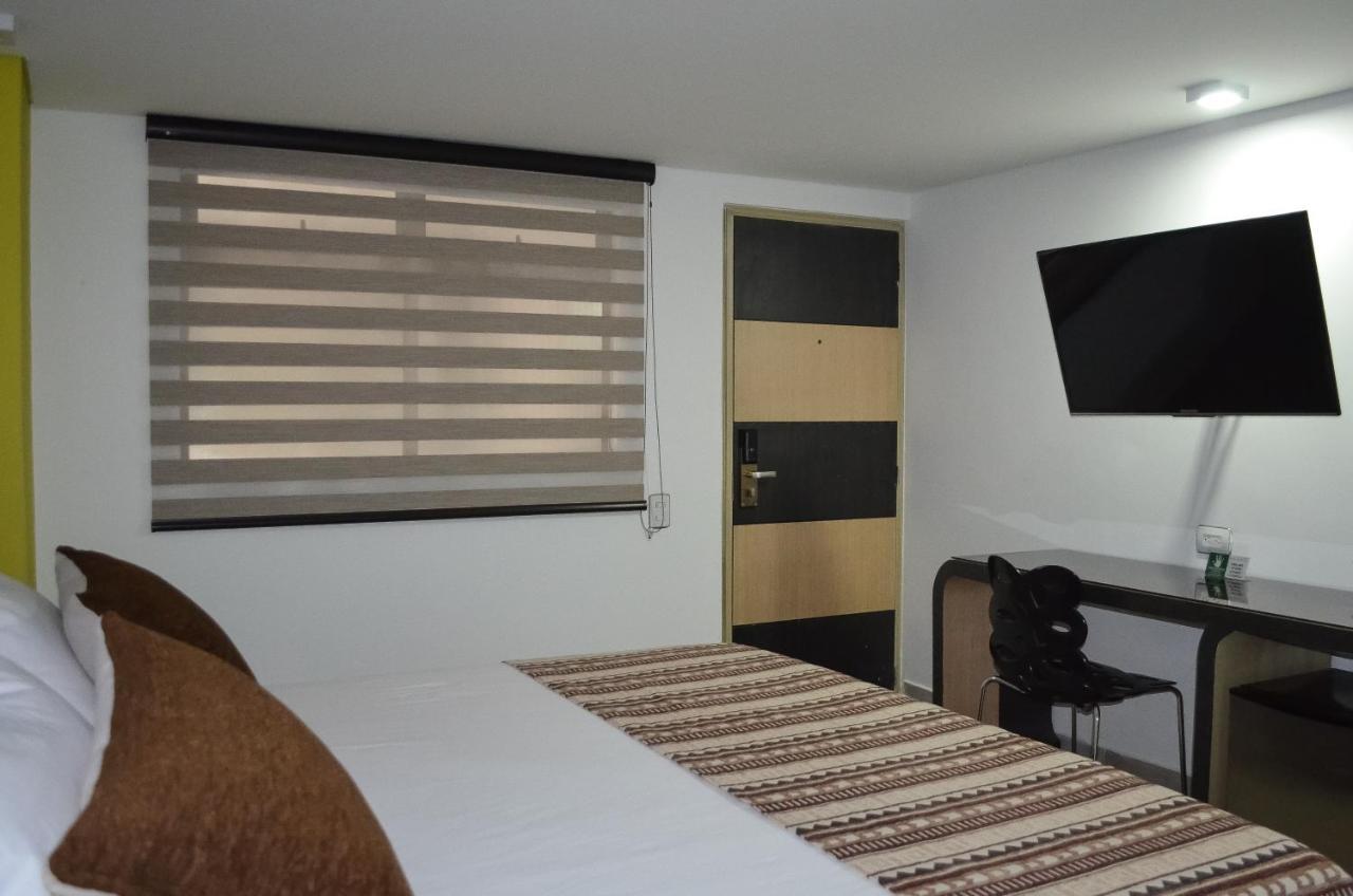 מדיין Hotel Parque 70 מראה חיצוני תמונה