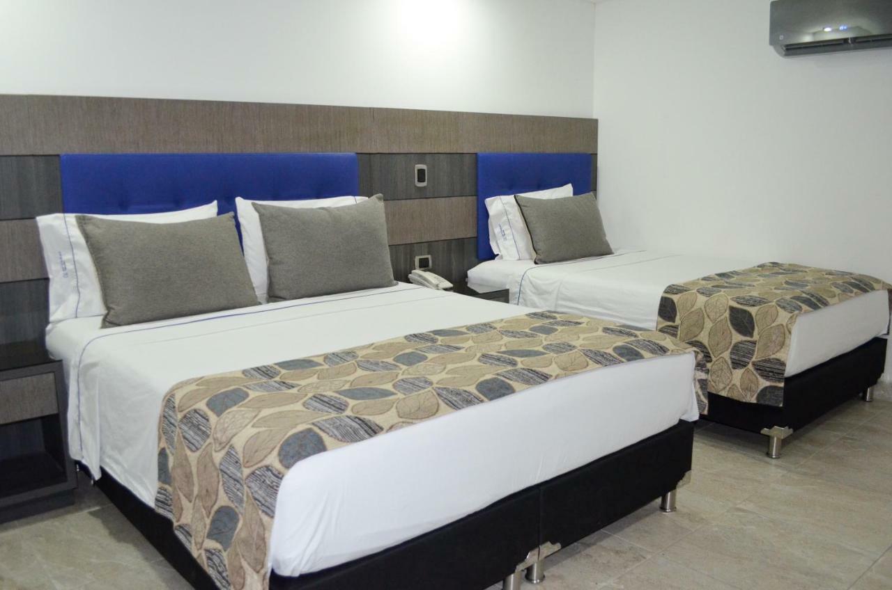 מדיין Hotel Parque 70 מראה חיצוני תמונה