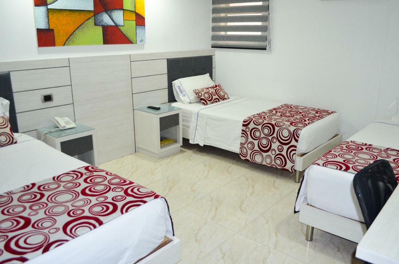מדיין Hotel Parque 70 מראה חיצוני תמונה